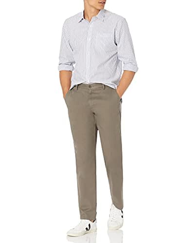 Amazon Essentials Men's Straight-Fit Wrinkle-Resistant Flat-Front Chino Pant, Taupe, 32W x 32L - Image 4