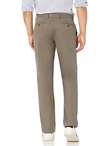 Amazon Essentials Men's Straight-Fit Wrinkle-Resistant Flat-Front Chino Pant, Taupe, 32W x 32L - Image 2
