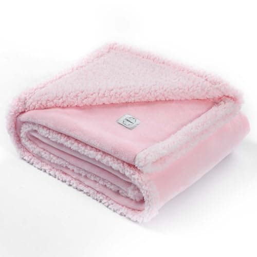 Maidewow Waterproof Dog Blanket Reversible Fluffy Pet Bed Cover Pink Puppy Blankets Leakproof Sofa Couch Washable Cover Cat Pet Blanket for Warm-M