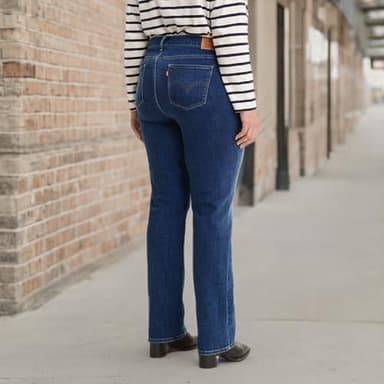 Levi's Womens Classic Straight (Also Available In Plus) Jeans, Lapis Dark Horse, 32 Long US - Image 5