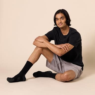 Amazon Essentials Men's Performance Cotton Moisture Control Socks, Athletic Crew, Breathable, 6 Pairs, Black, 13-15 - Image 5
