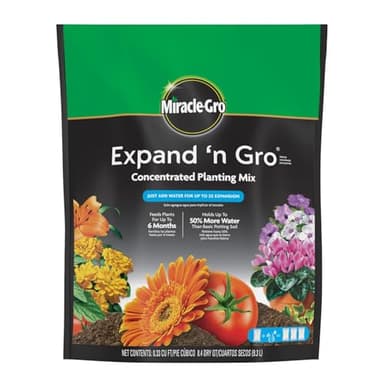 Miracle-Gro Expand 'n Gro Concentrated Planting Mix, Just Add Water for up to 3X Expansion, For Container and In-Ground Use, .33 cu. ft. Expands up to 1 cu. ft. - Image 1