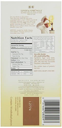 Lindt LINDOR White Chocolate Truffle Bar, White Chocolate Candy with Smooth, Melting Truffle Center, 3.5 oz. Bar (12 Pack) - Image 3