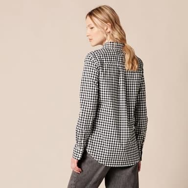 Amazon Essentials Women's Regular-Fit Long-Sleeve Button-Down Poplin Shirt, Black White Gingham, Large - Image 3