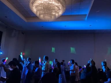 AWANG 100 Pcs Glow Sticks With 3 Modes Colorful Flashing Glow In The Dark Party Supplies Multicolor Bulk LED Foam Glow Sticks For Wedding Raves Sporting Events Glow Party Birthday Camping Concert - Image 7