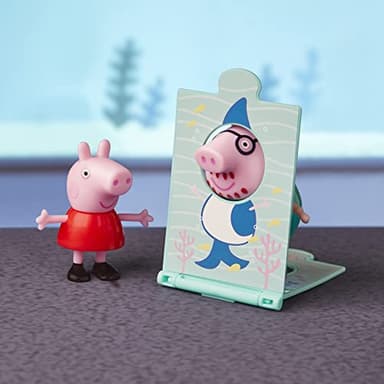 Peppa Pig Peppa’s Adventures Peppa’s Aquarium Adventure Playset Preschool Toy: Includes 4 Figures and 8 Accessories; for Ages 3 and Up - Image 7