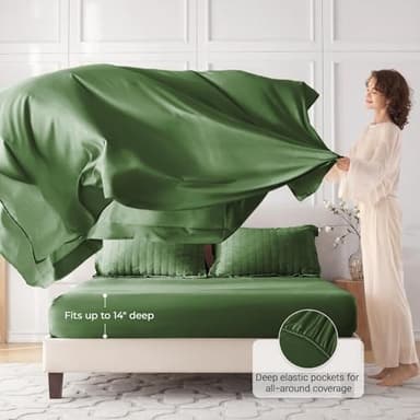 MUXHOMO 7 Pieces Queen Comforter Set, Seersucker Bed in a Bag Queen Size, All Season Luxury Bedding Set with Comforter, Flat Sheet, Fitted Sheet, Pillowcases & Shams, Dark Green - Image 3