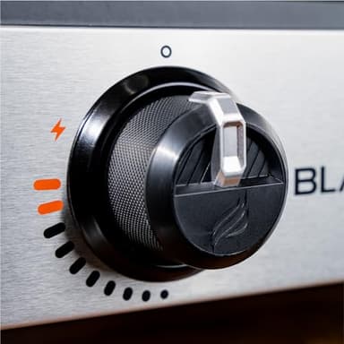 Blackstone 1666 22” Tabletop Griddle with Stainless Steel Faceplate, Powder Coated Steel, Black - Image 5