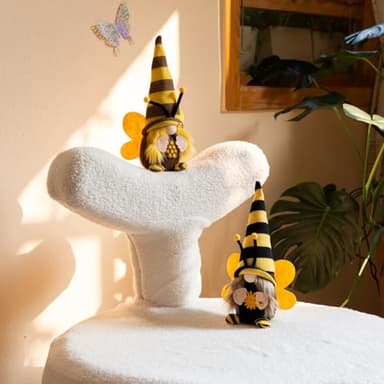 QZVANLON Little Bumble Bee Gnomes Couple Plush Decorations- Honey Bee Scandinavian Tomte Dwarf for Home, Farmhouse, Table, Tiered Tray Decor, World Bee Day Gift - Image 4