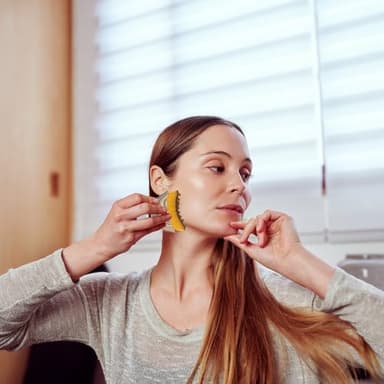 Lymphatic Drainage Face Brush – Ultra-Soft Bristles, Puffiness Reducer, Ergonomic Facial Contour Massager, Portable Beauty Tool (1pcs) - Image 5