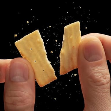 Cheez-It Grooves Crunchy Cheese Crackers, Snack Crackers, Lunch Snacks, Sharp White Cheddar (6 Pouches) - Image 9
