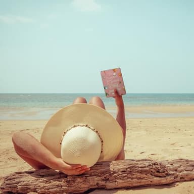 Amazon Kindle Colorsoft 16 GB (newest model) | Limited-Edition The Summer I Turned Pretty Bundle - Image 5