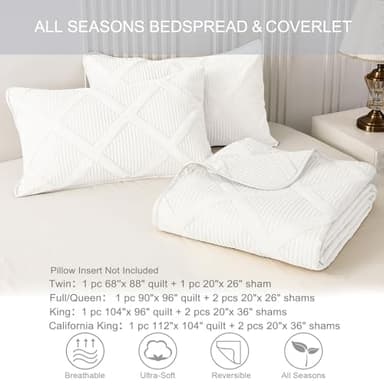 Exclusivo Mezcla Quilts Queen Size - White Quilt Set Bedspread with 2 Pillow Shams, Modern Bedding Set with Striped Pattern, Soft Lightweight Bedspreads Queen Size for All Seasons - Image 6