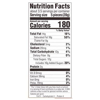 Lindt LINDOR White Chocolate Truffle Bar, White Chocolate Candy with Smooth, Melting Truffle Center, 3.5 oz. Bar (12 Pack) - Image 7