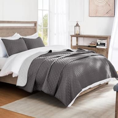 Exclusivo Mezcla Ultrasonic Reversible Full Queen Quilt Bedding Set with Pillow Shams, Lightweight Quilts Queen Size, Soft Bedspreads Bed Coverlets for All Seasons - (Grey, 90"x96") - Image 2