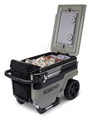 Igloo Premium Trailmate Wheeled Coolers 70 QT, Insulated Portable Cooler with Heavy Duty Wheels, 112 Can Capacity, Leak-Proof Rolling Cooler - Image 4