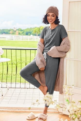 Ekouaer Womens Pajama Sets 2 Piece Pjs Short Sleeve Lounge Sets Joggers Pants Sleepwear Soft Outfits,XL - Image 4