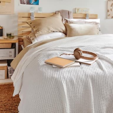 Bedsure Gentlesoft 100% Cotton Blanket Twin XL Size for College Dorm - Breathable and Soft, Waffle Weave Twin Blanket for Summer, Dorm Room Essentials, White, 66x90 inches - Image 5
