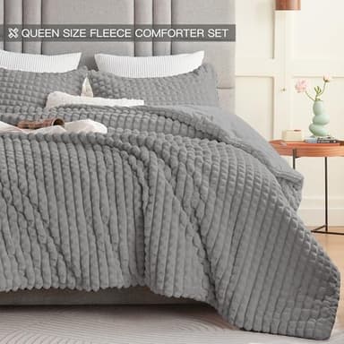 Plush & Plaid 3-Piece Queen Fluffy Fleece Comforter Set with 2 Pillowcases, Extra Soft Warm Winter Bedding Set for Men Women Kid, Thick Heavy-Weight Luxury Furry Bed Set for Boy Girl, Gray - Image 2