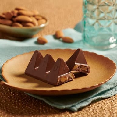 TOBLERONE Milk Chocolate Bar with Salted Caramelized Almonds and Honey and Almond Nougat, Bulk Chocolate, 20 - 3.52 oz Bars - Image 8