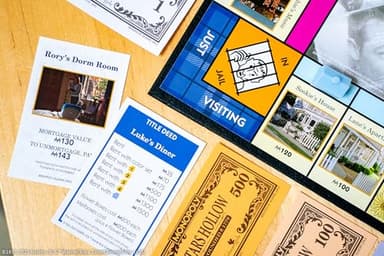 Monopoly: Gilmore Girls, Buy, Sell & Trade Iconic Stars Hollow Locations, Includes 6 Collectible Tokens Like Coffee Cup & Luke’s Hat, Fun Game for Fans & Families, Official Gilmore Girls Merchandise - Image 7