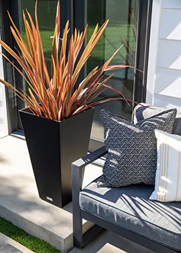 Veradek V-Resin Indoor/Outdoor Taper Planter, Set of 2 (30 inch, Black) - Image 8