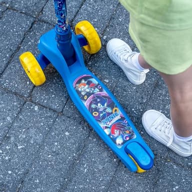 Jetson Sonic Three-Wheel Light Up Kick Scooter, Light up Stem & Wheels, Height Adjustable Handlebar, Rear Brake, Foldable, Ages 3+, JSNC2-3KIK - Image 7