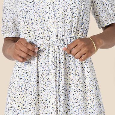Amazon Essentials Women's Relaxed Fit Half-Sleeve Waisted Midi A-Line Dress, Off-White Confetti Print, XX-Large - Image 4